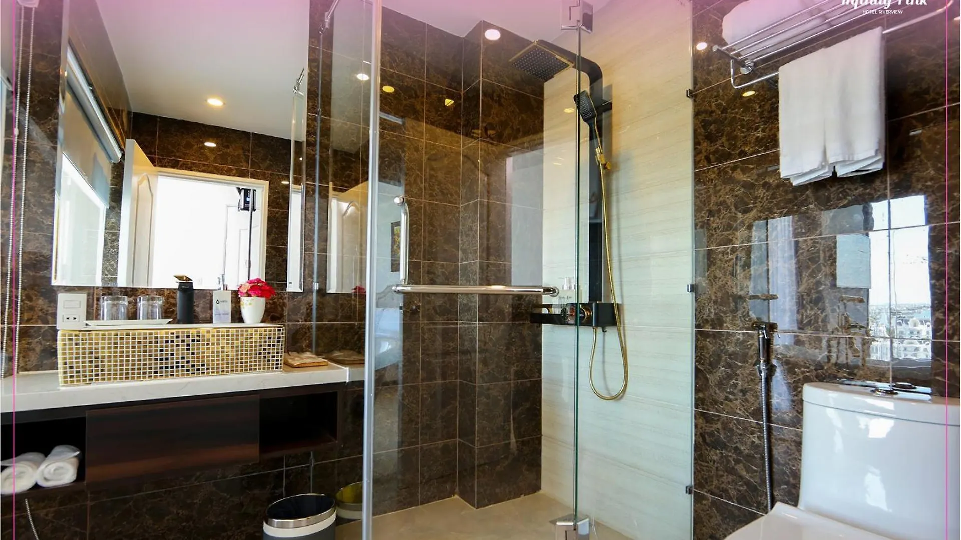 Infinity Pink Hotel Riverview Ντα Νανγκ Βιετνάμ